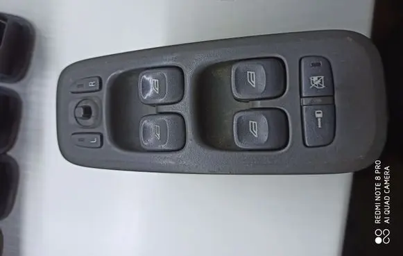 Volvo V70 Electric window control switch 30658116