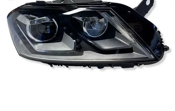 Volkswagen PASSAT B7 Headlight/headlamp 90005333 3AB941752