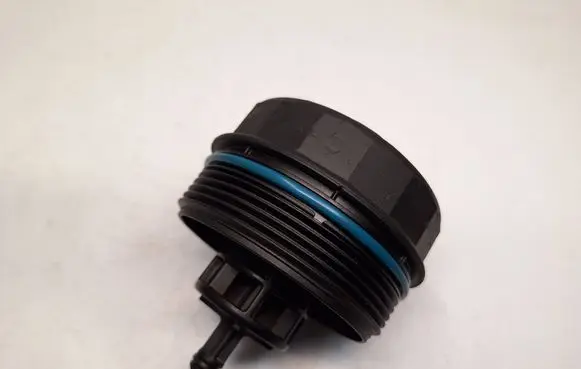 BMW 3 E90 E91 Oil filter cover 6740226239 11427525334