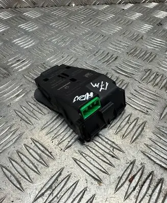 Windshield/windscreen camera