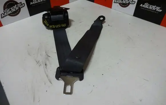 Volvo S70 V70 V70 XC Middle seatbelt (rear) 9167295