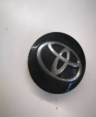 Toyota RAV 4 (XA50) R20 wheel hub/cap/trim 0030281