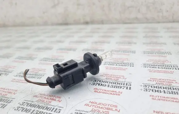 Volkswagen PASSAT B6 Headlight/headlamp bulb 1J0973722