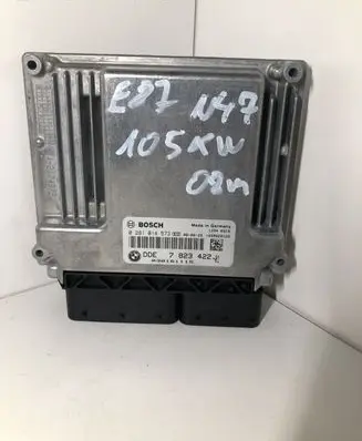 BMW 1 E81 E87 Engine control unit/module 7823422