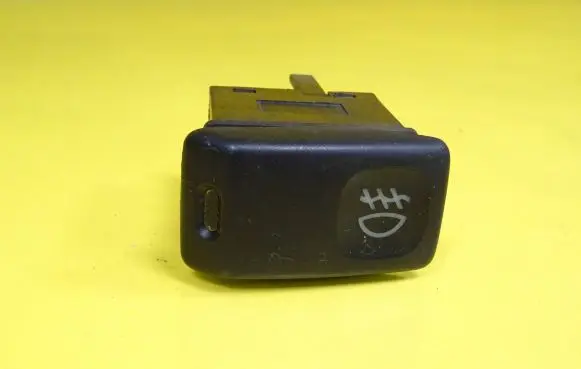 Fog light switch