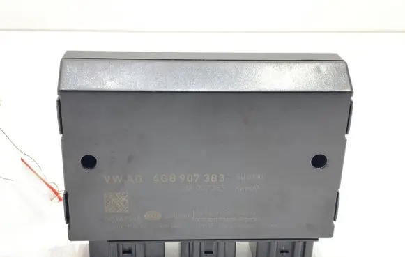 Audi A7 S7 4G Tow bar trailer control unit/module 4G8907383