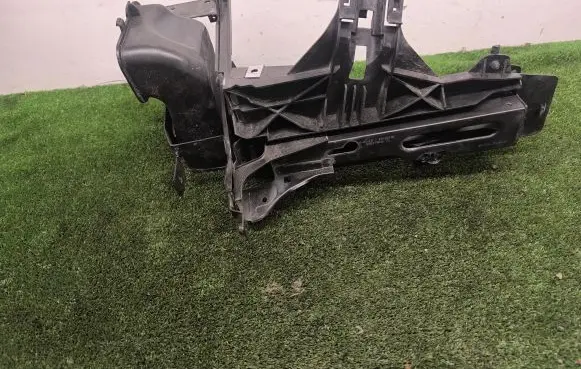 BMW 5 F10 F11 Headlight/headlamp mounting bracket 7200796 11071510