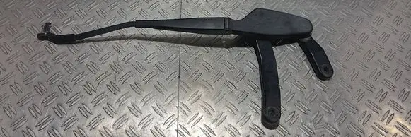 Mercedes-Benz C W204 Front wiper blade arm A2048201644