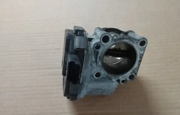 Peugeot 2008 I Throttle valve 9673534480