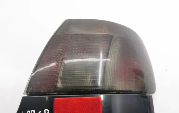 Audi A4 S4 B5 8D Rear/tail lights E139362