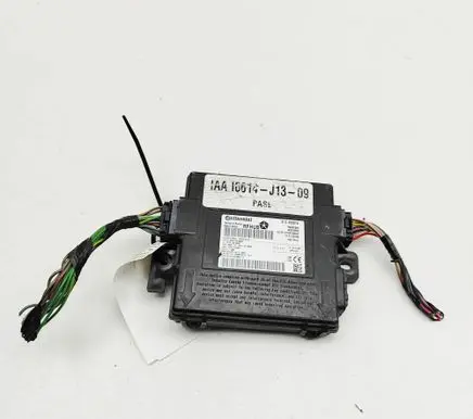Jeep Grand Cherokee (WK) Keyless (KESSY) go control unit/module 511023087A 68240158AB