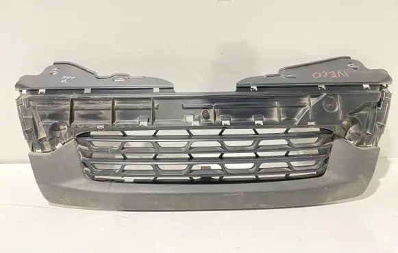 Iveco Daily 5th gen Front bumper upper radiator grill 5801342734EZ