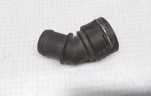 Volkswagen Golf IV Engine coolant pipe/hose 1J0121619