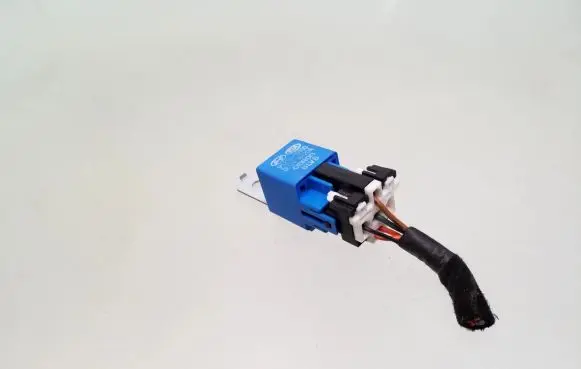 KIA Carens II Other relay 952301D100