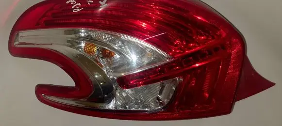 Peugeot 208 Rear/tail lights 9672628280