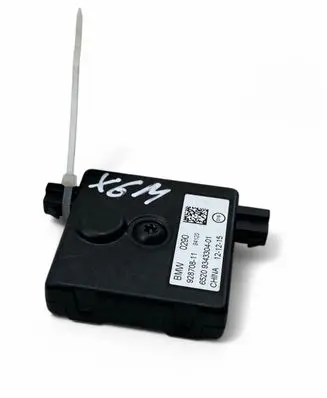 BMW X6M F86 Aerial antenna amplifier 9343304