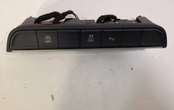 Audi Q3 8U Other interior part 8U1941567