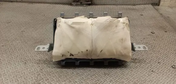 Toyota Corolla Verso AR10 Passenger airbag 