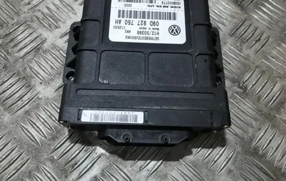 Volkswagen Touareg I Gearbox control unit/module 09d927750 09d927750ah