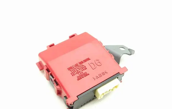 Toyota Prius (XW50) Door central lock control unit/module 8597047040