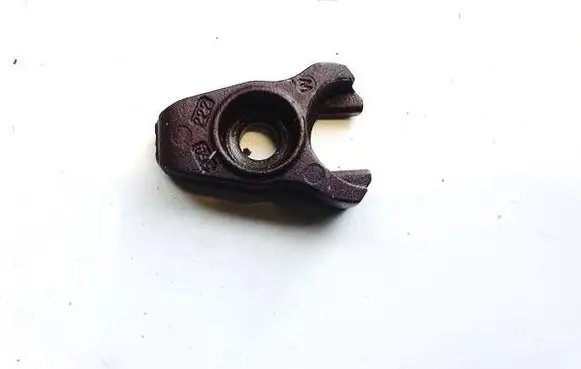 Ford Mondeo MK IV Fuel Injector clamp holder 