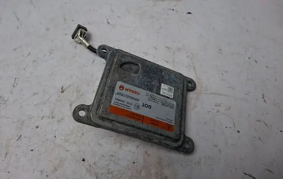 KIA Niro Headlight ballast module Xenon 10R044663 AA6789701HQ