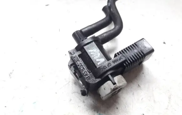 Audi A6 S6 C6 4F Vacuum valve 1J0906283C