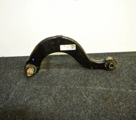 Volkswagen Golf VII Rear upper control arm/wishbone 5Q0505323D