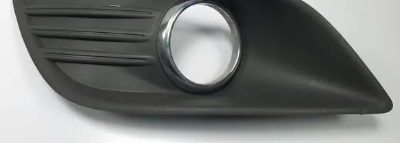Ford Focus Front bumper lower grill 8M51-19953-AEW