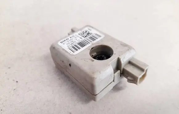 BMW 5 F10 F11 Antenna control unit 911826206 21367510