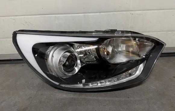 KIA Rio Headlight/headlamp 921021WXXX