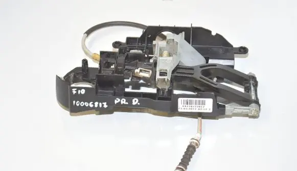 BMW M5 Front door exterior handle/bracket 7187228