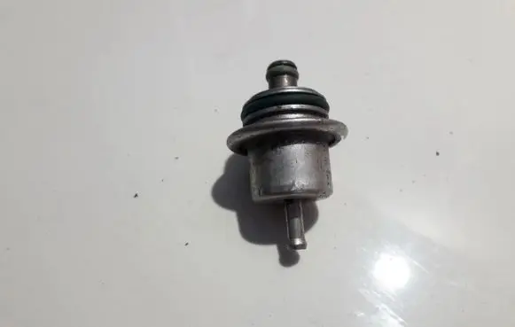 Fuel pressure sensor