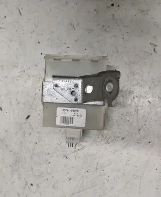 Toyota Avensis T250 Door control unit/module 8974105070