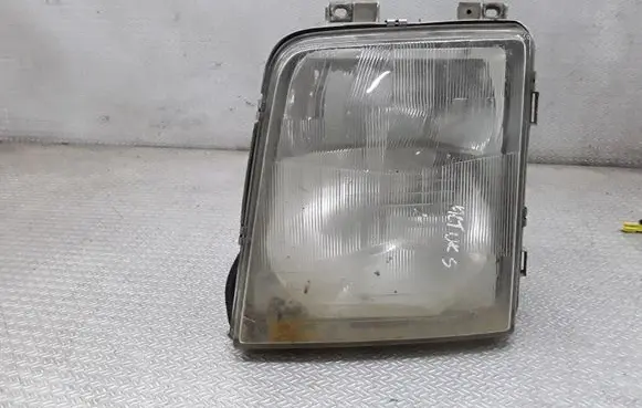 Volkswagen II LT Headlight/headlamp 2D1941015