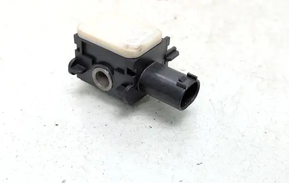 Mercedes-Benz ML W164 Airbag deployment crash/impact sensor 0038202826