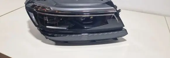 Volkswagen Tiguan Headlight/headlamp 5NB941082A
