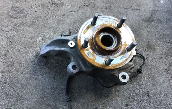 Chrysler Pacifica Front wheel hub 68189019AC