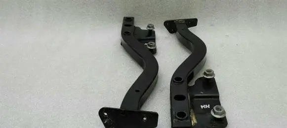 Bentley Continental Radiator mount bracket 3W0199418