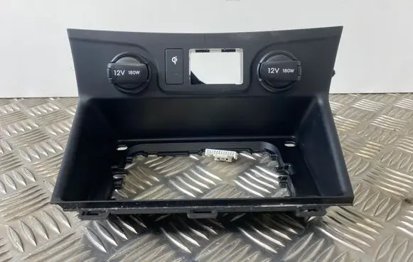 Hyundai Tucson TL Ashtray (front) 84630D7AD04X