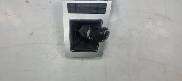 Skoda Octavia Mk3 (5E) Gear shift rod 