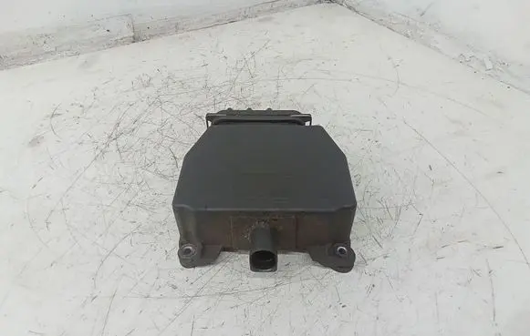 Volkswagen Caddy Turbo solenoid valve 6Q0131075