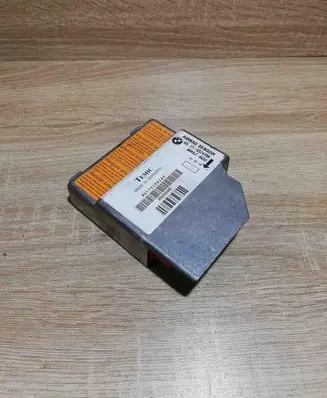 BMW 5 E39 Airbag control unit/module 8374799