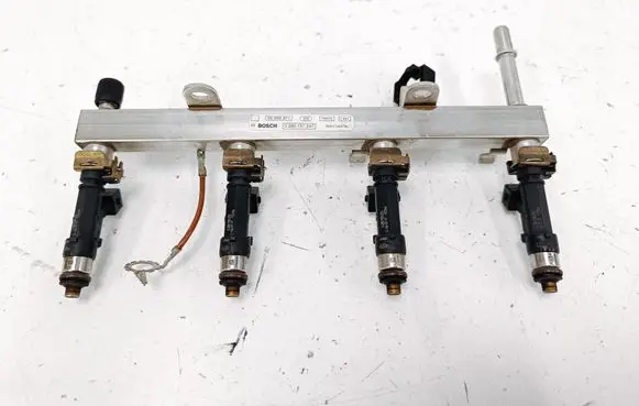 Buick Encore I Fuel injectors set 55565971 0280151247 0280158205