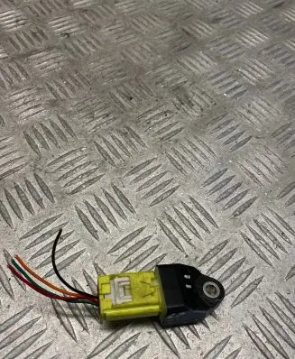 Subaru Outback Airbag deployment crash/impact sensor 98235AJ000