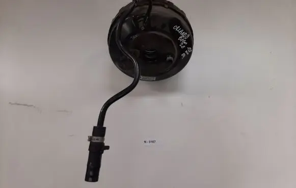 Chevrolet Orlando Brake booster 13338058