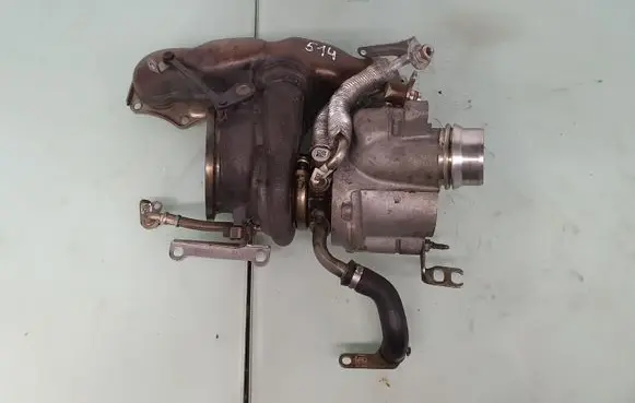 BMW 2 F22 F23 Turbo 7634486 11657634486 4947755593