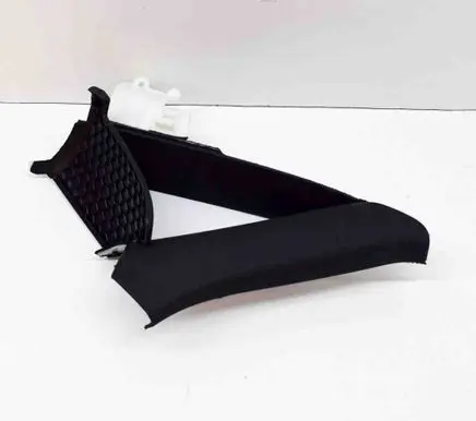 (C) pillar trim