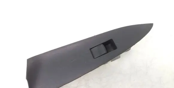 Toyota RAV 4 (XA30) Electric window control switch 7427242010