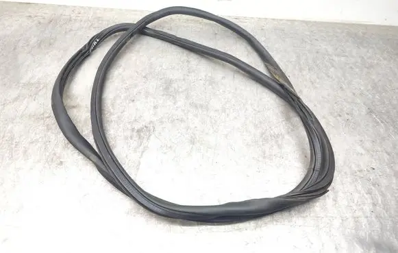 Opel Vivaro Sliding door rubber seal 9808414780